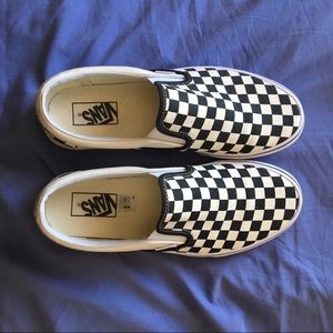 Size 9 Mens Checkered Vans